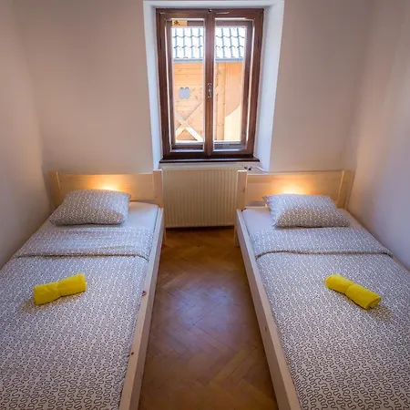 Auberge de jeunesse 1a Adventure