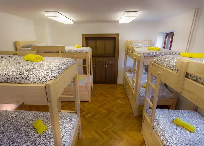 1a Adventure Ostello *